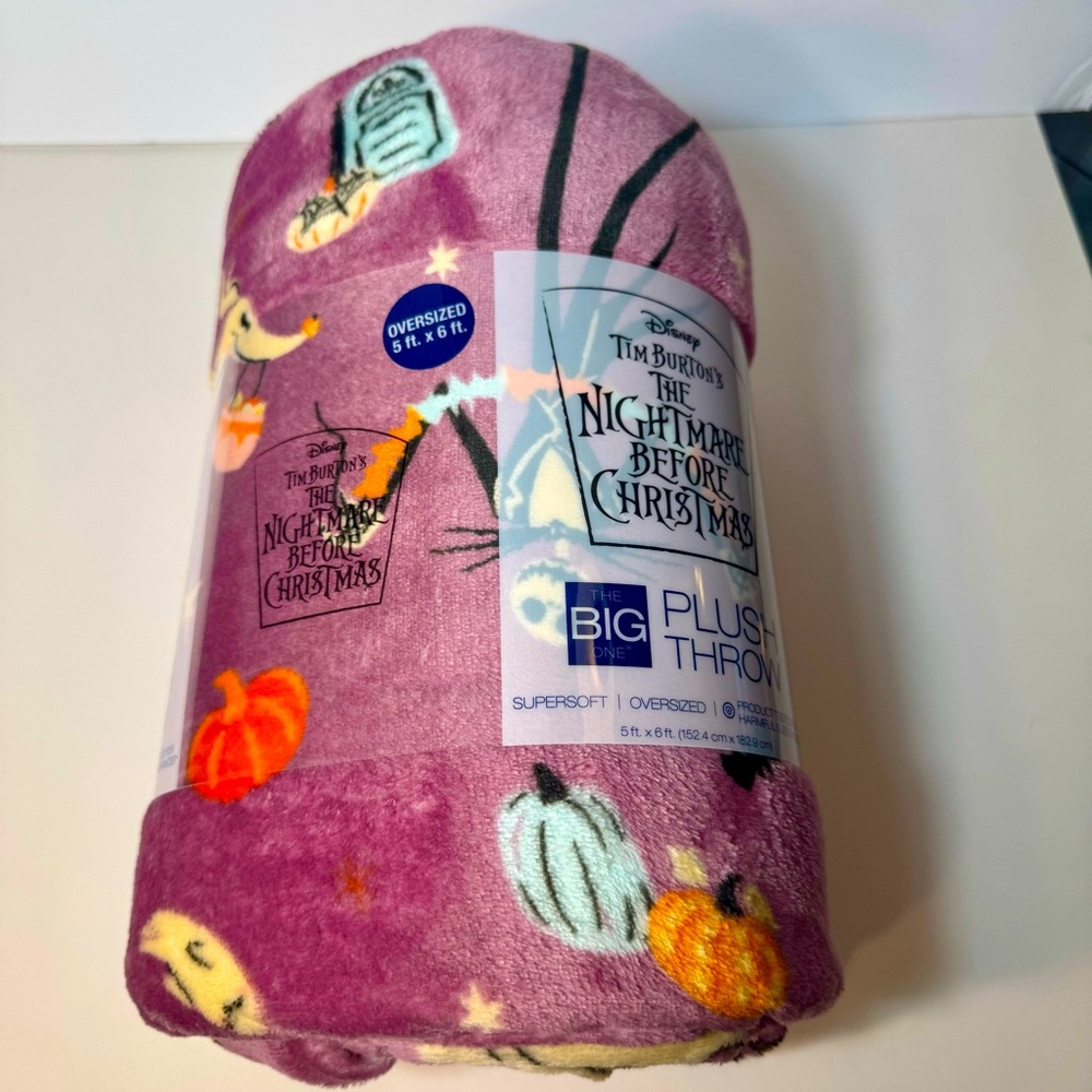 NWT. Disney NBC Oversized Supersoft Printed Plush Throw by The Big One.